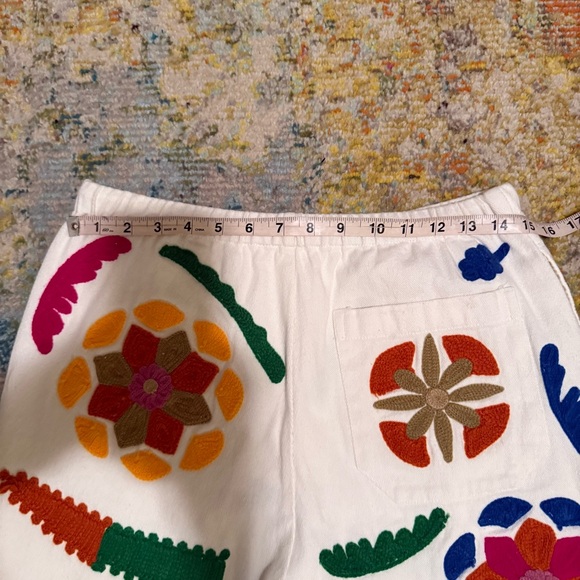 New Zara Mens White Embroidered Floral Shorts SET size S - Picture 4 of 11